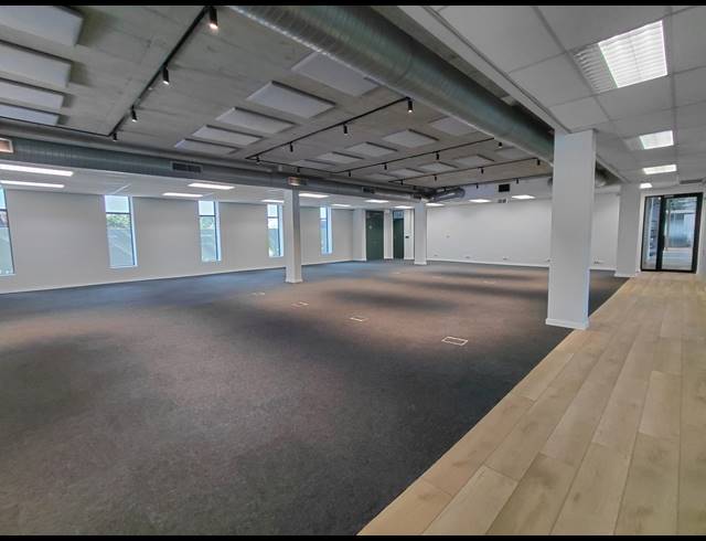 630M² OFFICE TO LET IN LONEHILL